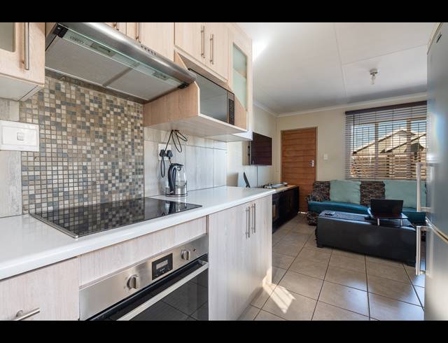 3 BEDROOM HOUSE FOR SALE IN SKY CITY